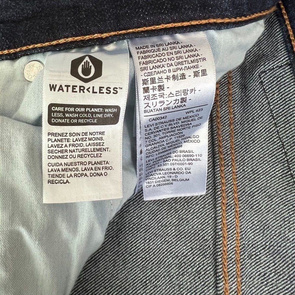 NWT $79 Levi's Ribcage Jeans Size 30x27 Distressed Straight Ankle Button Fly - Picture 9 of 9